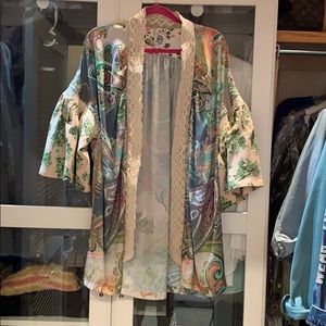 Ivy Jane kimono top